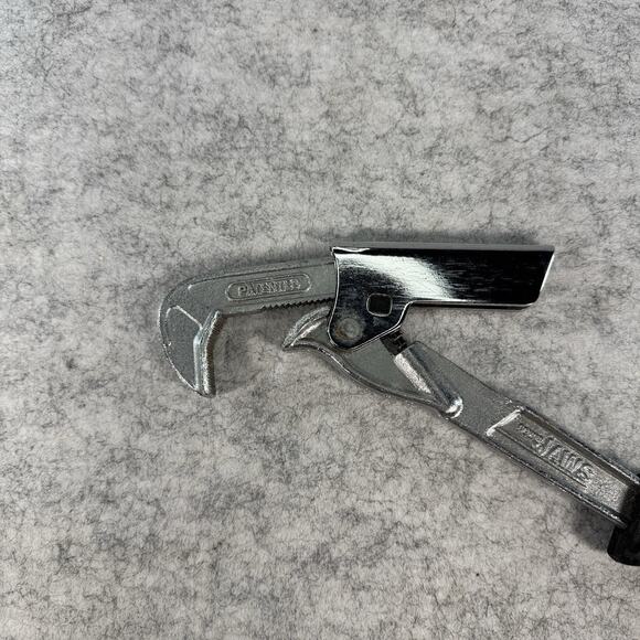 Vintage Power Jaws 10" Ratcheting Pipe Wrench Heavy Duty Steel Plumbing Tool - Picture 4 of 5